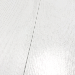8mm White Laminate Flooring – AC4 Rated – Embossed – V-Groove
