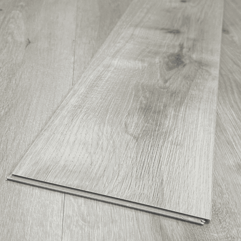 SPC Flooring in Grey Pewter Oak Plank Image SPC Flooring in Grey Pewter Oak - Click System - Close Up